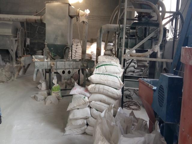 石英砂生產(chǎn)車間庫(kù)存